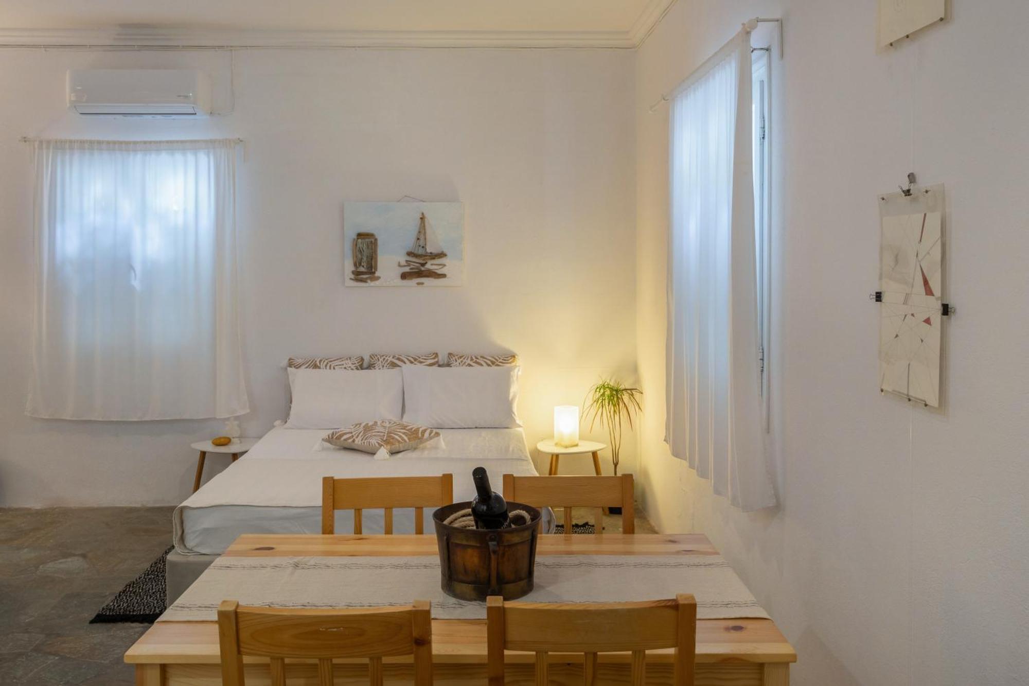 Studio Home Náousa Rom bilde